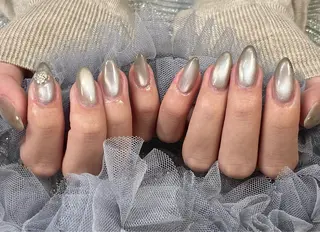 ネイル Nail Salon Three所属・Three いわなべのネイルデザイン