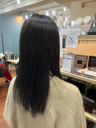 ロング カラー 臼井 いづみのヘアスタイル