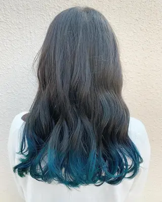 ロング 透明感ハイライト◎ 伊藤夏海のヘアスタイル