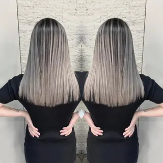 セミロング Y Uのヘアスタイル