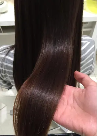 ロング カラー 山北 咲子のヘアスタイル