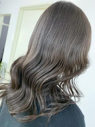 カラー セミロング 🐶横山 楓真🐶 Recharme新保のヘアスタイル