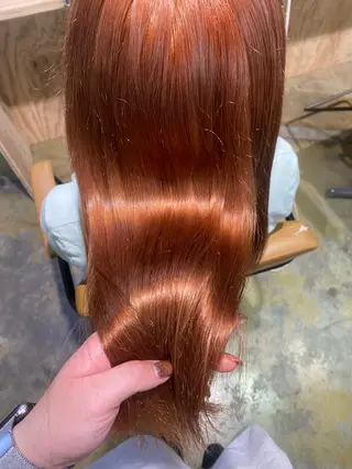 セミロング カラー ブリーチカラーと、髪 質改善。HARUKAのヘアスタイル