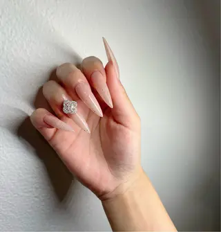 ネイル Lino+ ネイル&よもぎ蒸しのネイルデザイン