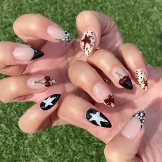 ネイル デコパーツが得意♪ ネイル/眉毛/エステの眉毛・アイブロウイメージ