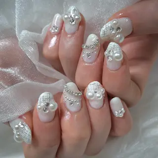 ネイル iDoll Nail所属・Nailist Mihoのネイルデザイン
