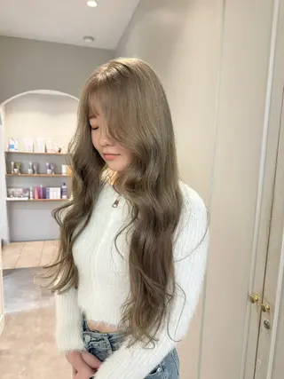 カラー 透明感ある艶カラー / KAKOのヘアスタイル