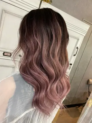 ロング PANDOLA あゆり🦋のヘアスタイル