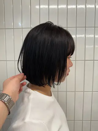 ショート カラー nico TOKYO所属・ニュアンス/ センターパート/イノのヘアスタイル