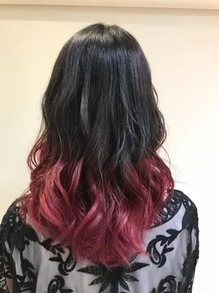 セミロング カラー 清藤 綾のヘアスタイル