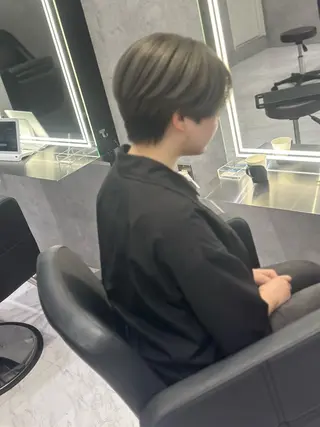 ショート CS made by SHACHU栄店所属・透明感/ブリーチ縮毛 /髪質改善/星野純一のヘアスタイル