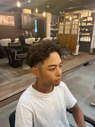 ミディアム パーマ メンズ 長島勇斗 💈メンズカット💈のヘアスタイル