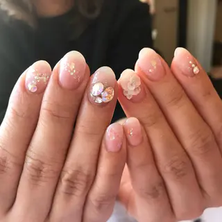 ネイル Lefreak (レフリーク).のネイルデザイン