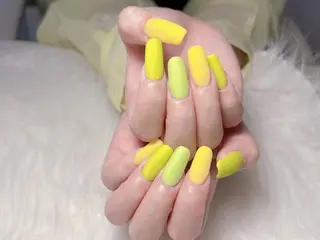 ネイル MiKi Nai池袋 長さだし得意のネイルデザイン