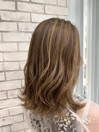 セミロング カラー タワラ　ソウタ Directorのヘアスタイル