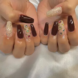 ネイル 糀屋 彩奈のネイルデザイン