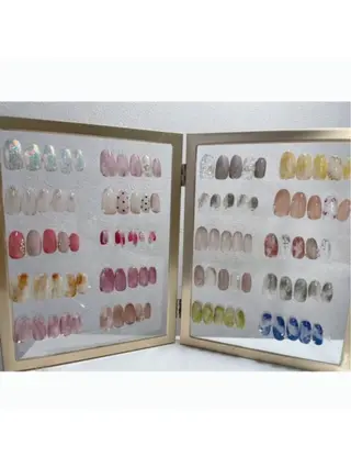 ネイル nail salon18.博多店&よもぎ蒸し所属・nail salon 18momokaのネイルデザイン