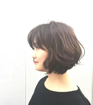 ショート カラー パーマ 福地 礼奈のヘアスタイル