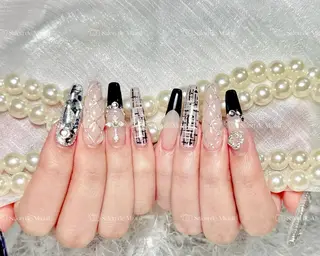 ネイル Salon de Minuit🦩のネイルデザイン