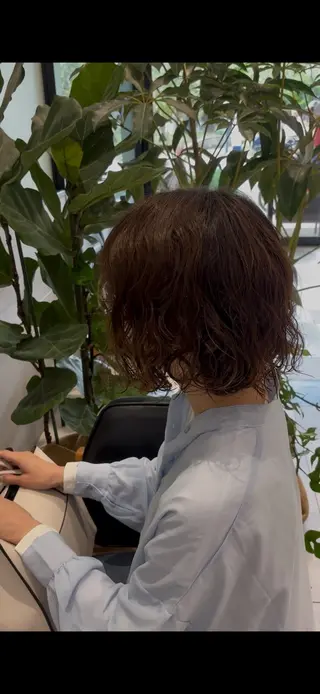 ショート パーマ 小手巻きパーマ/毛流 れパーマ/RYUTOのヘアスタイル