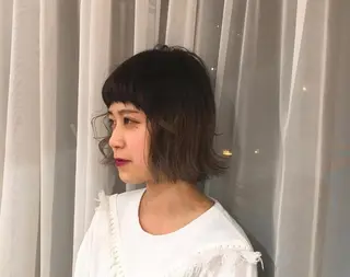 ミディアム GO TODAY SHAIR SALON 梅田NU茶屋町店所属・田中成美/レイヤー カット/透明感カラーのヘアスタイル
