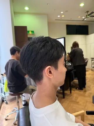 ショート メンズ 溝口 槙里也のヘアスタイル