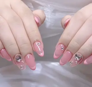 ネイル ヒナネイルサロン所属・Hina ネイルサロンのネイルデザイン