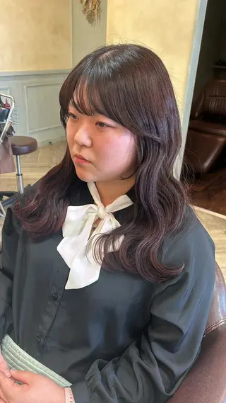 ロング カラー アオバ / ハイトーンカラーのヘアスタイル