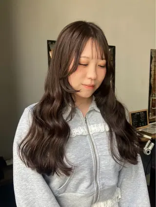ロング カラー loty hair design所属・🫧髪質改善ヘア🫧 SEIRAのヘアスタイル