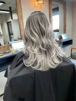 ロング SUNNY キララのヘアスタイル