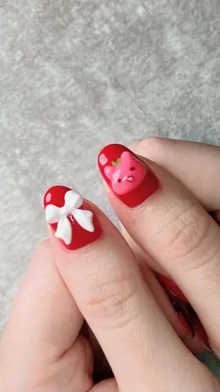 ネイル haleyume所属・shino🌟 痛ネイルのネイルデザイン