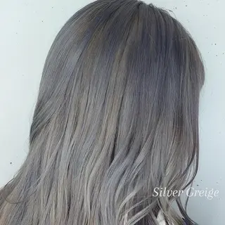 セミロング カラー E Komo hair所属・Wow❕E Komo hair 永井一輝のヘアスタイル