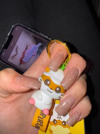 ネイル nalu🐚 京橋｜Rommyのネイルデザイン