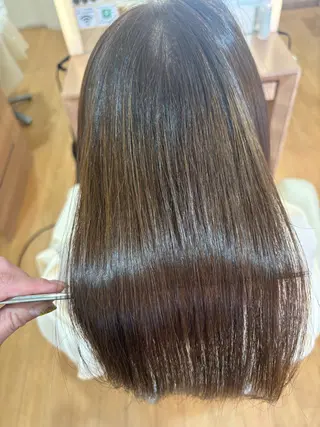 セミロング 髪質改善カラー 清利あやなのヘアスタイル