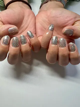 ネイル テネルネイル所属・小池 奈央のネイルデザイン