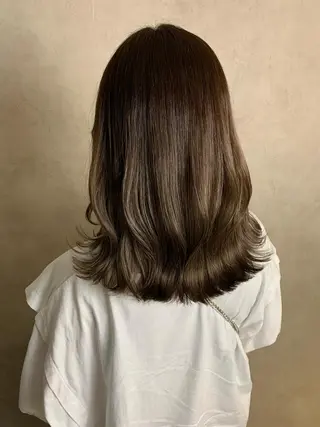 ミディアム SWANsapporo所属・swan ユイカのヘアスタイル