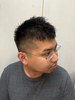 ショート 阿久津 開成のヘアスタイル