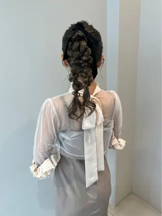 ヘアアレンジ ノイシキ サキのヘアスタイル