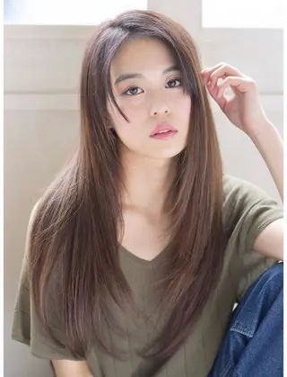 ロング 🫧ゆうき🪽 髪質改善/ハイライトのヘアスタイル