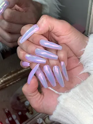 ネイル NES NAIL所属・さゆり￤推しキャラ ￤ロングネイル🩷のネイルデザイン