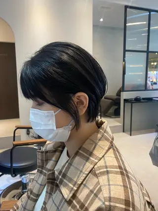 ショート カラー スパイキーショート パーマ　具志堅　太志のヘアスタイル