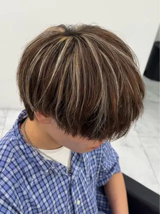 カラー メンズ 𝐚𝐨𝐢 メンズ ‪‪/メッシュのヘアスタイル