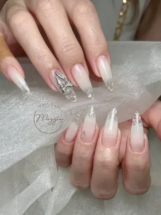 ネイル Maggie Nail🦩のネイルデザイン