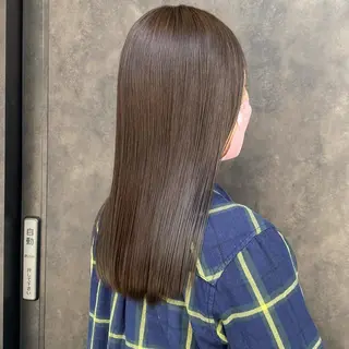 ミディアム カラー 比嘉 陽のヘアスタイル