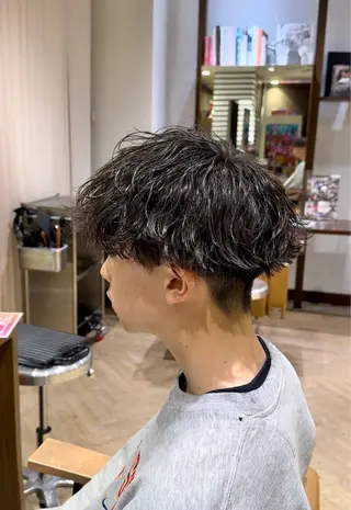 ショート メンズ メンズ特化/フェザー パーマ 和哉のヘアスタイル