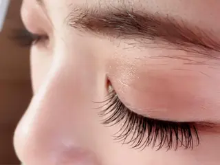 マツエク・マツパ evolve by TypeAB所属・evolve  by TypeABのマツエク・マツパデザイン