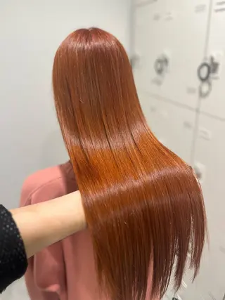 ロング カラー ハイトーンカラー 🦄レイヤーカットのヘアスタイル