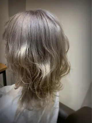 ミディアム カラー 縮毛矯正✖️似合わせ 🌻ヒトミのヘアスタイル