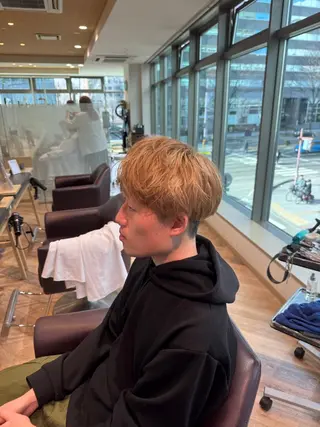 ショート カラー メンズ メンズ特化/ センターパート/八谷のヘアスタイル