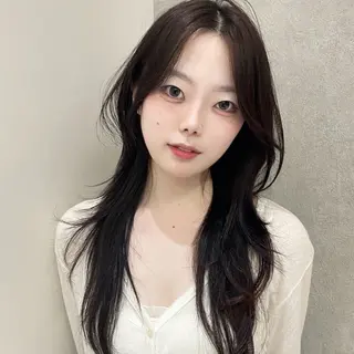 ロング ハッシュカット🖤 レイヤー/透けカラーのヘアスタイル